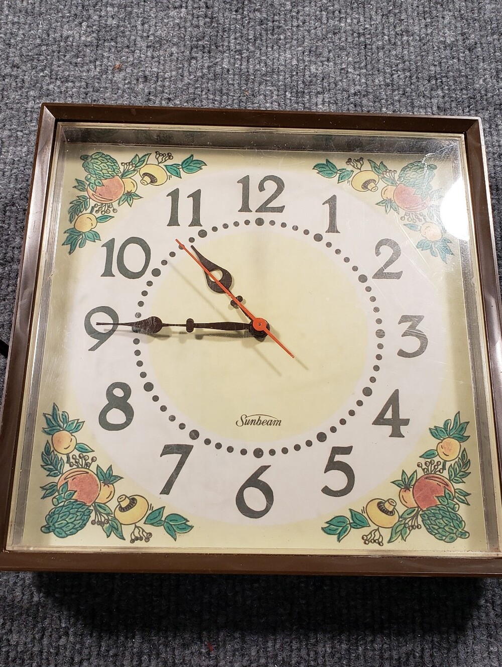 Retro Sunbeam Spice of Life Wall Clock, 70s Electric Wall Clock, Works Great